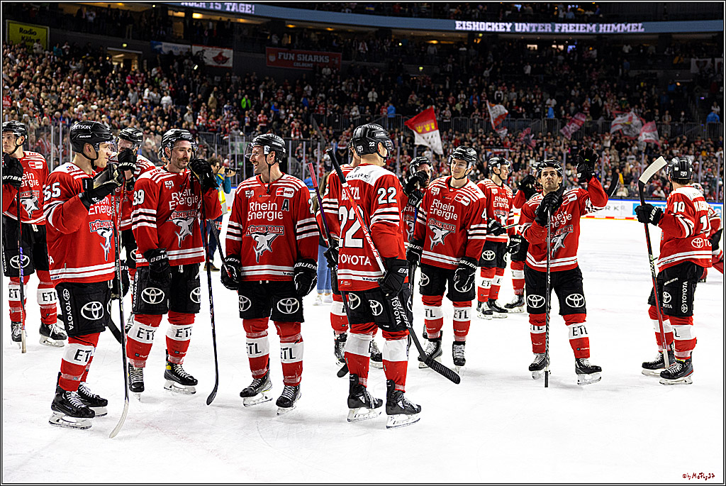 PENNY DEL;  Kölner Haie - Nuernberger Ice Tigers; Köln, 18.11.2022
